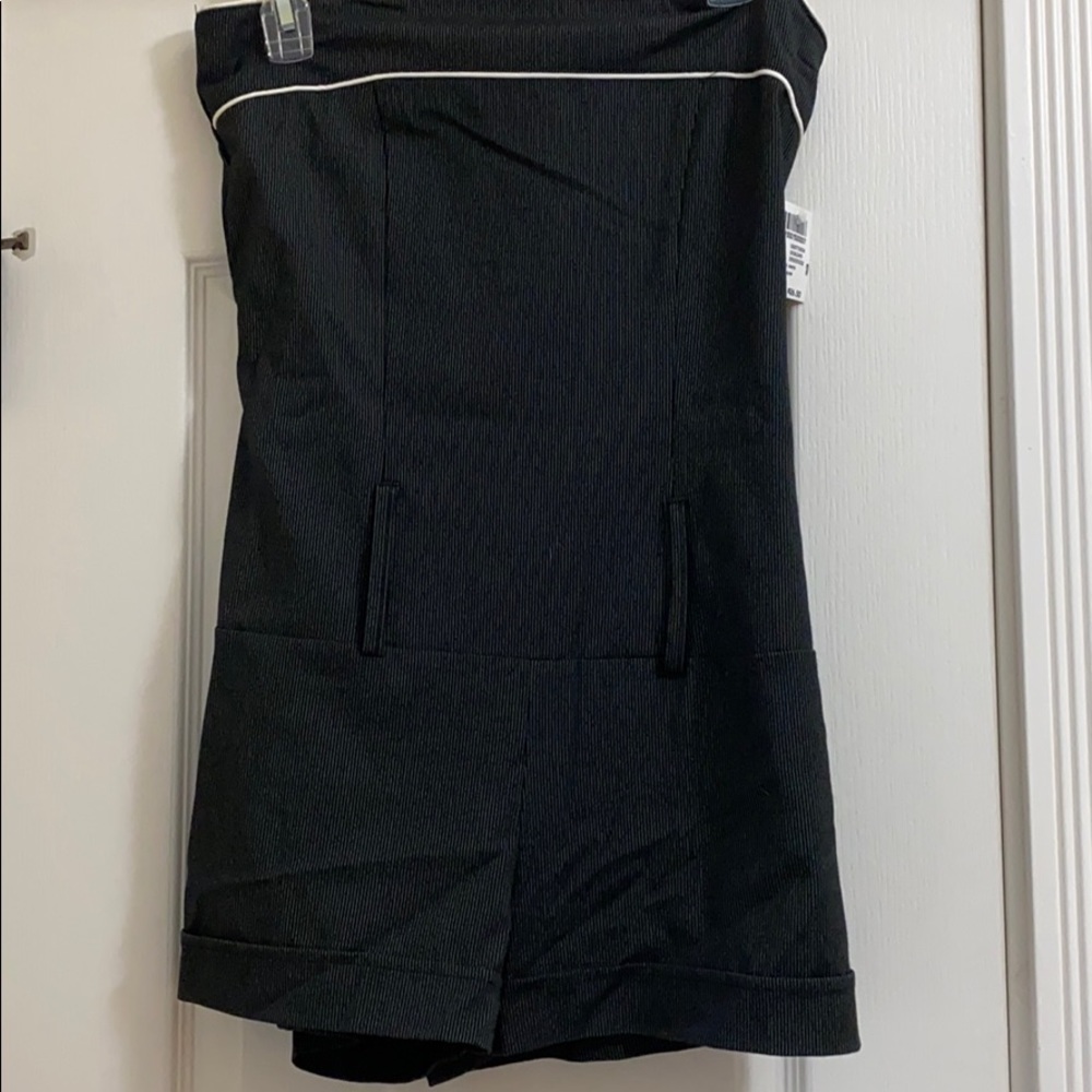 NWT Pinstripe romper 〰️